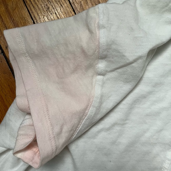 white and pink t-shirt - Picture 4 of 4